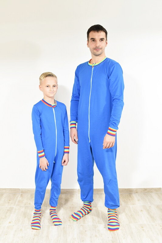 Overal tenší Modrý s duhovými ponožkami Overal tenší Modrý s duhovými ponožkami